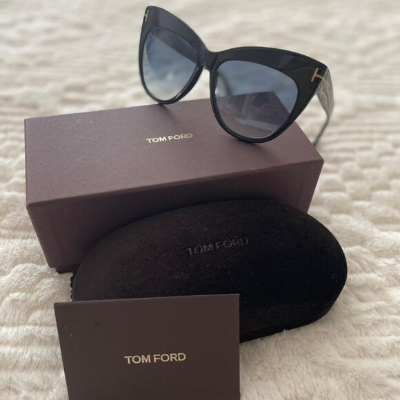 Used Tom Ford Nika Shiny Black / Gradient Blue Sunglasses